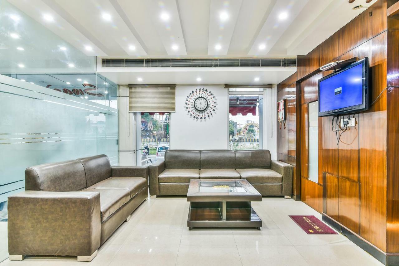 Hotel Parth Inn Ghaziabad Bagian luar foto